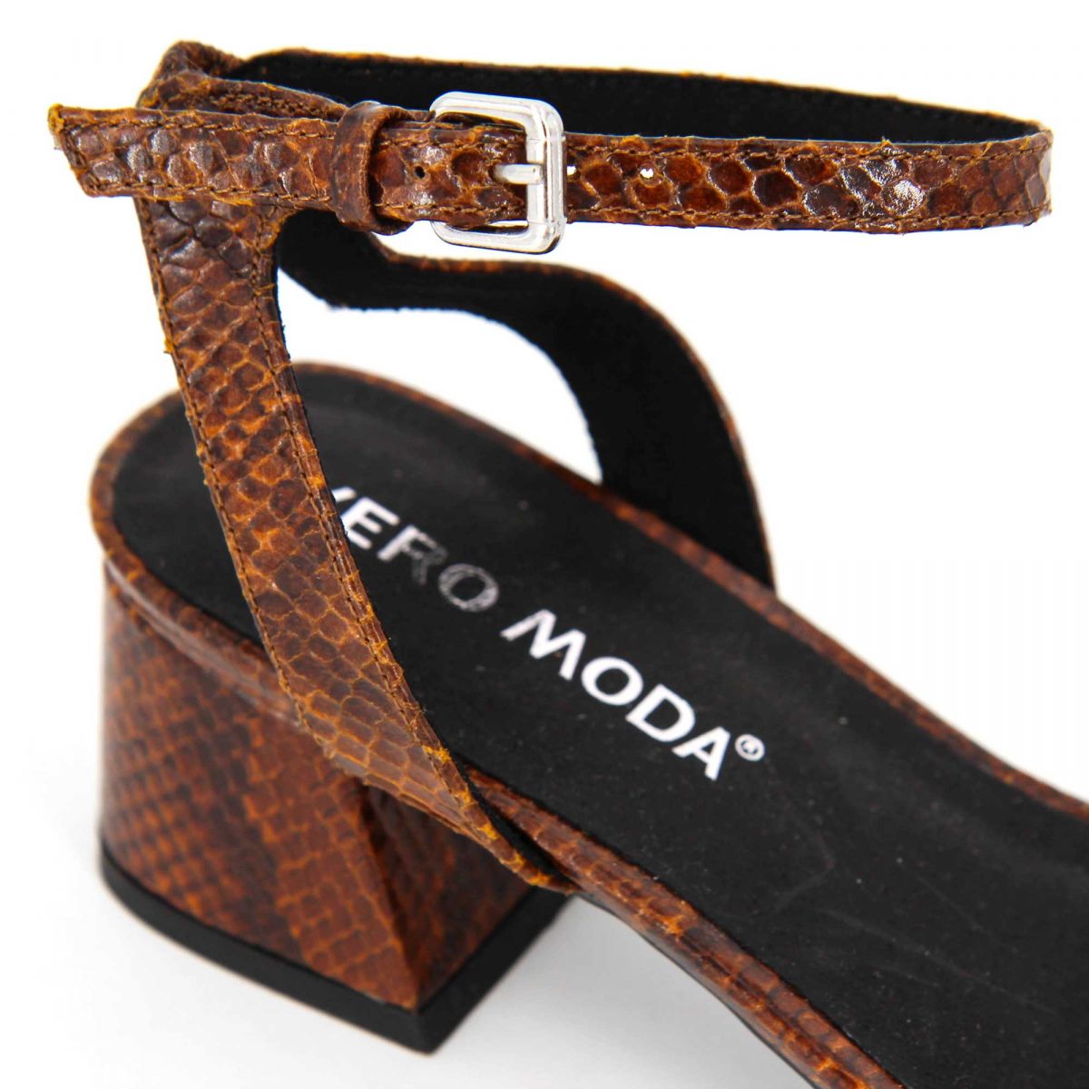 sandales talons serpent