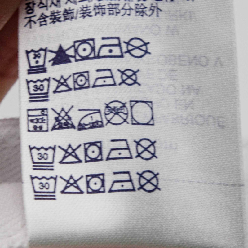 Short Femme TOMMY HILFIGER marque pas cher prix dégriffés destockage