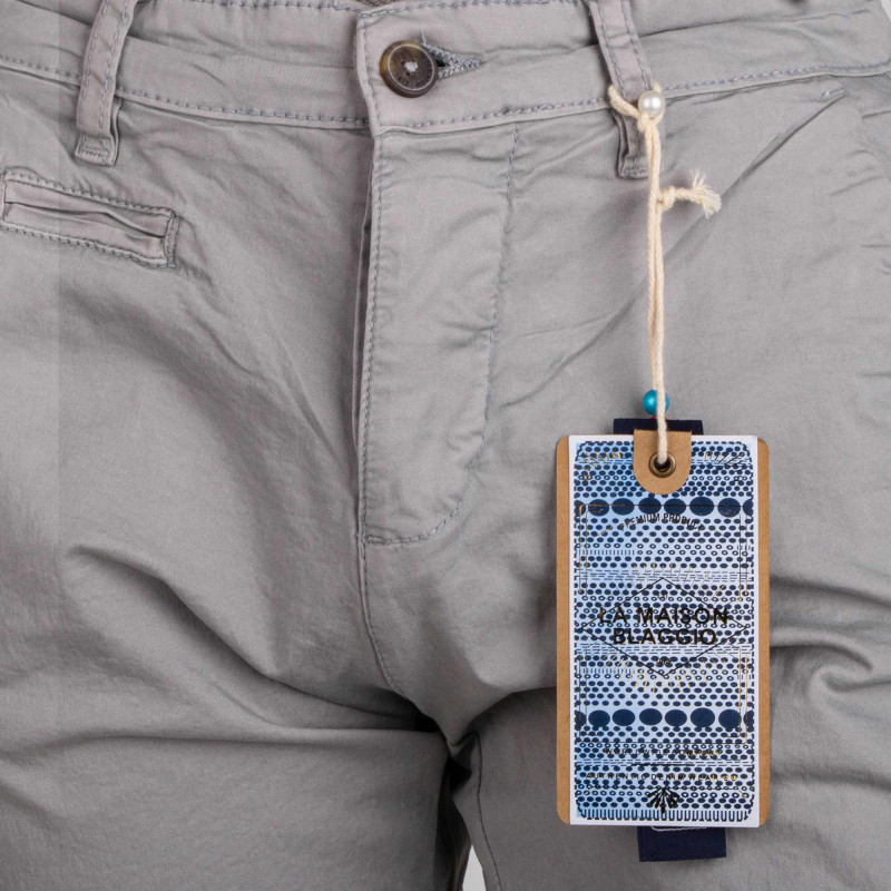 Bermuda chino venili coton stretch popeline revers gansé bouton Homme BLAGGIO marque pas cher prix dégriffés destockage Bermuda chino venili coton stretch popeline revers gansé bouton Homme BLAGGIO marque pas cher prix dégriffés destockage