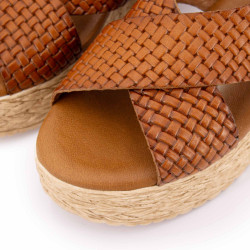 Sandale plateforme grabado 1130 63358 t36/40 Femme BIOSTOCK marque pas cher prix dégriffés destockage Sandale plateforme grabado 1130 63358 t36/40 Femme BIOSTOCK marque pas cher prix dégriffés destockage