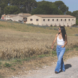 Crop top bretelles blanc motif Femme CALVIN KLEIN marque pas cher prix dégriffés destockage