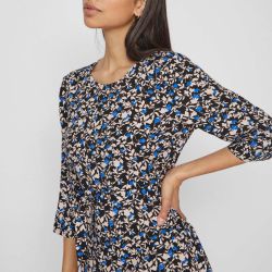 Robe courte manches 3/4 imprimée floral 14087637 3815 Femme VILA Robe courte manches 3/4 imprimée floral 14087637 3815 Femme VILA