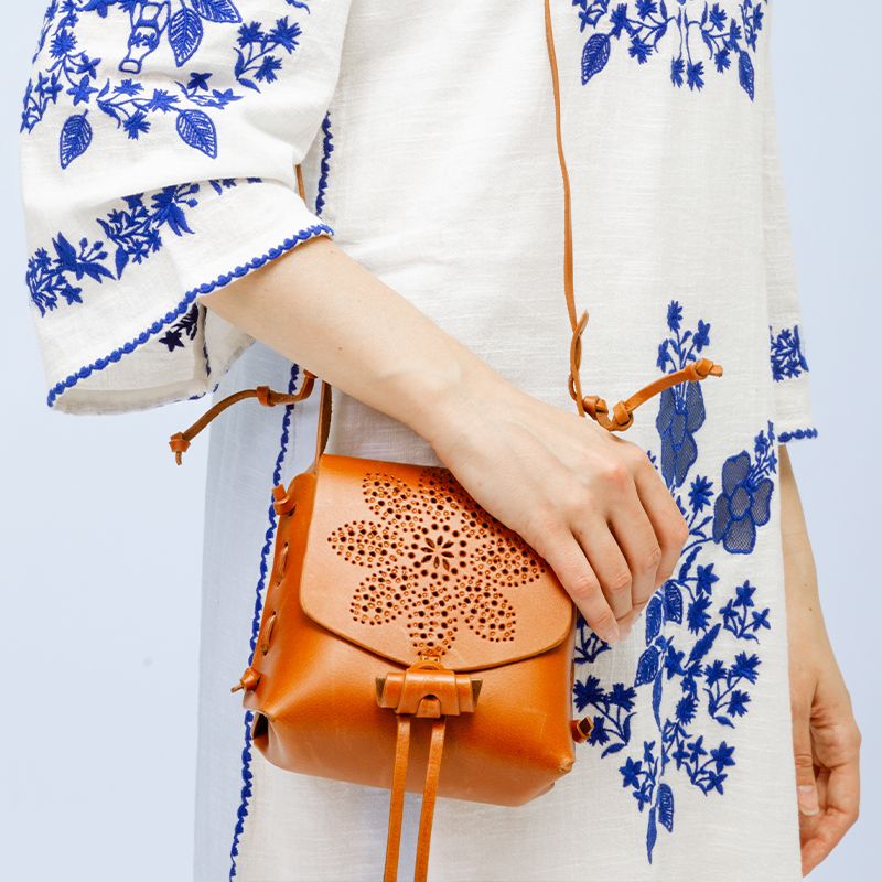 Sac bandouliere petit modele joan1sbg Femme ANTIK BATIK