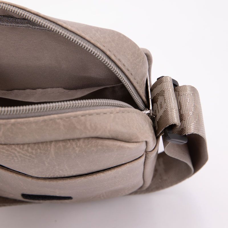 Sacoche bandouliere benicio Homme KAPORAL Sacoche bandouliere benicio Homme KAPORAL