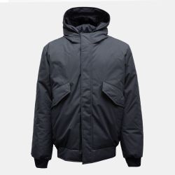 Doudoune noire épaisse duvet de canard à capuche Homme PYRENEX