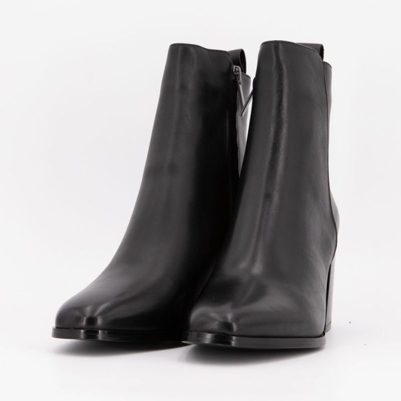 Bottine a talon black lather 23b-7891-2 t36/40 Femme ELWIN