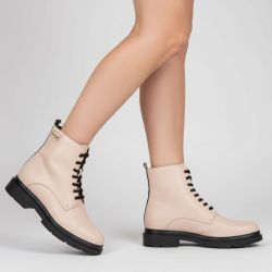 Bottines cuir avec lacets soraya noir 36-41 Femme LES TROPEZIENNES PAR M.BELARBI